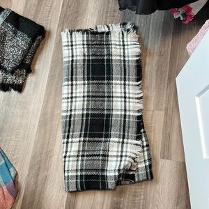 Blanket scarf